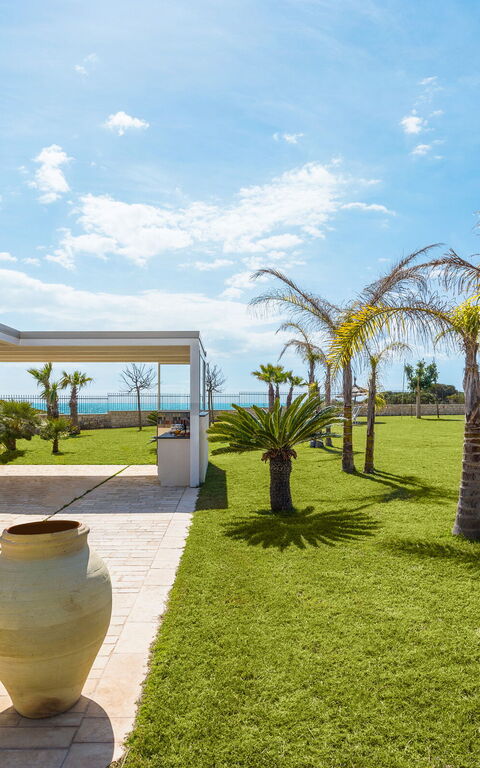 Villa Azulea: Buitenkanten, Buitenshuis, Tuin