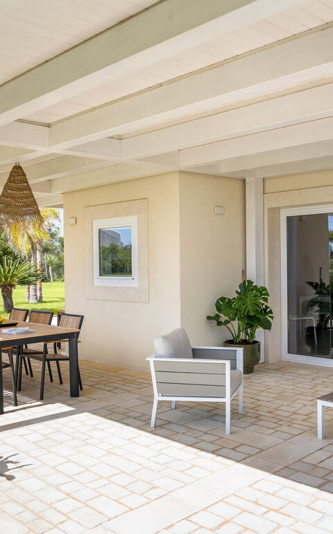 Villa Azulea: Balkon / terras / patio