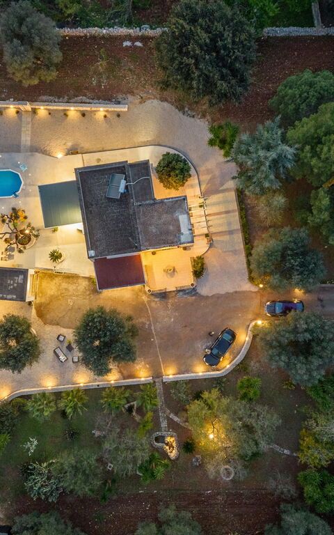 Villa Narkive: Buitenkanten