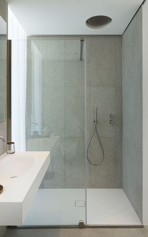 Bedda Matri: Badkamer