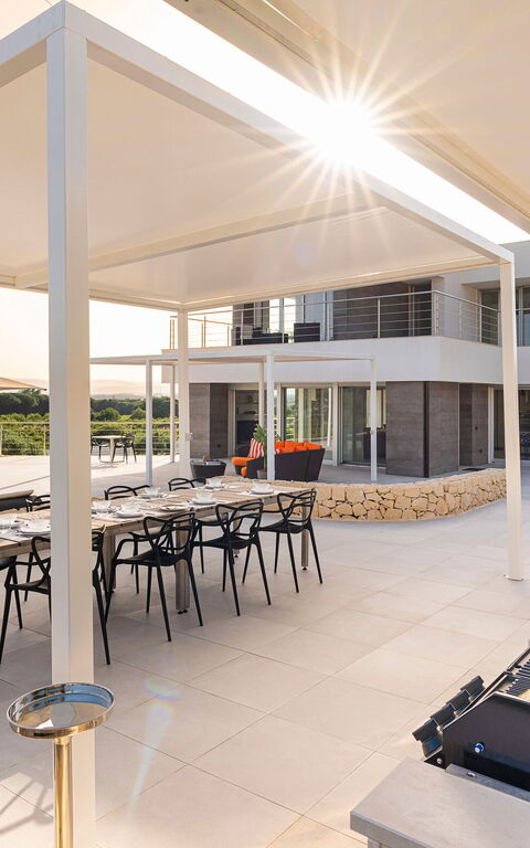 Villa Anna Plemmirio: Balkon / terras / patio, Buitenkanten, Buitenshuis, zwembad