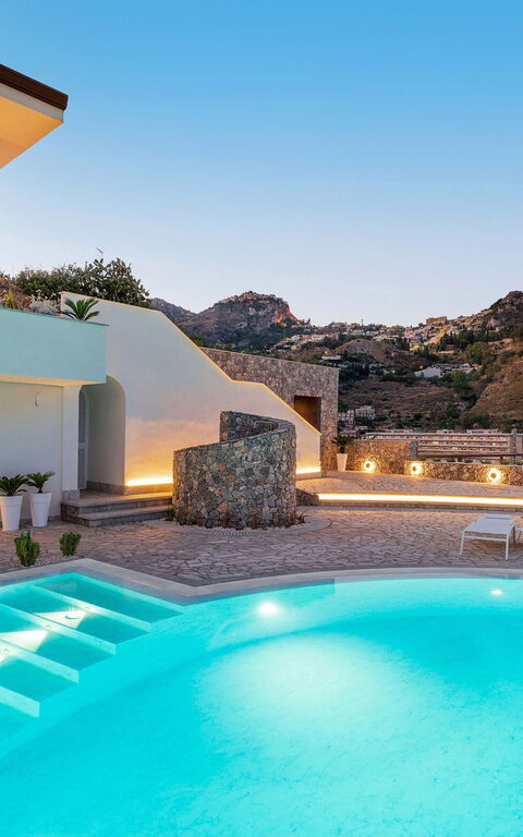 Baya Bella: Buitenkanten, Buitenshuis, zwembad