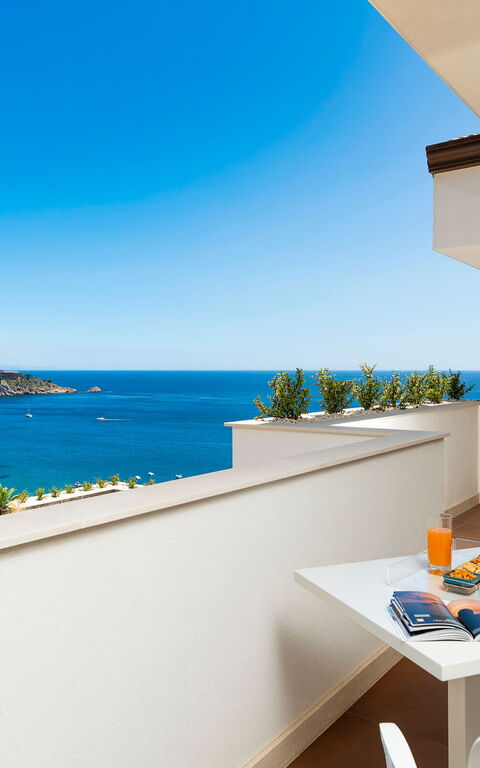 Baya Bella: Balkon / terras / patio, Buitenkanten, Buitenshuis, Keer bekeken