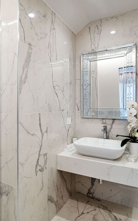 Villa Alexandra: Badkamer