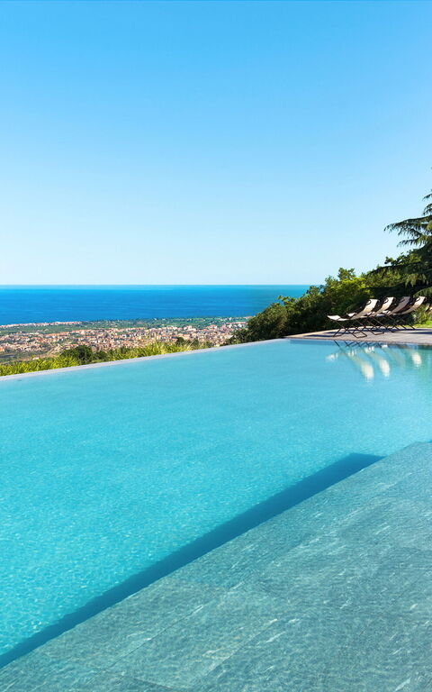 Tenuta Della Contea: Buitenkanten, Buitenshuis, Keer bekeken, Tuin, zwembad