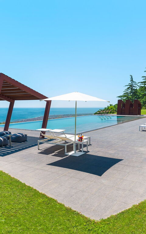 Tenuta Della Contea: Buitenkanten, Buitenshuis, Keer bekeken, Tuin, zwembad