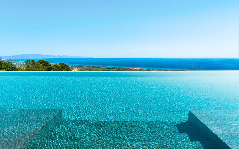 Tenuta Della Contea: Buitenkanten, Buitenshuis, Keer bekeken, zwembad