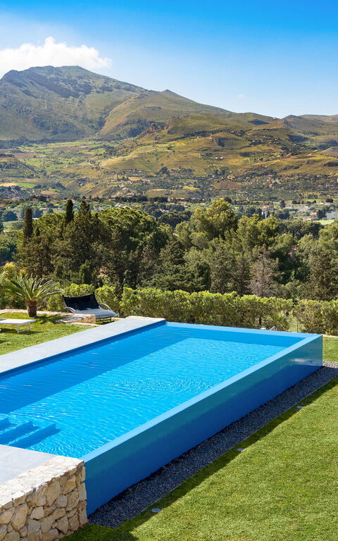 Villa Dolce: Buitenkanten, Buitenshuis, Keer bekeken, Tuin, zwembad