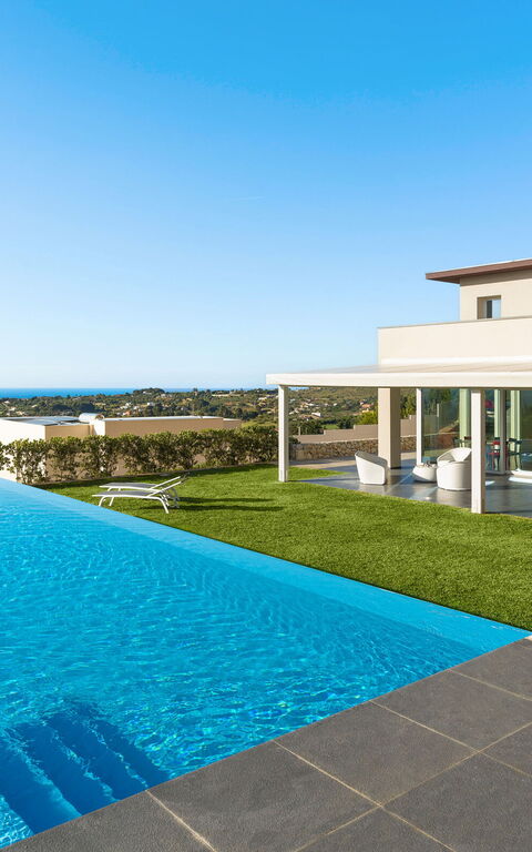 Villa Dolce: Buitenkanten, Buitenshuis, Keer bekeken, Tuin, zwembad