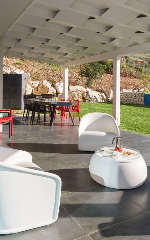 Villa Dolce: Buitenkanten, Buitenshuis, Keer bekeken, Tuin, zwembad