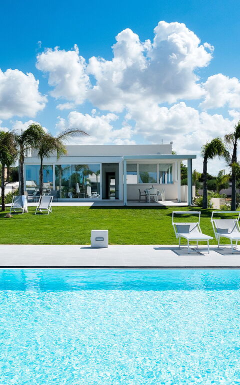 Diantha: Buitenkanten, Buitenshuis, Tuin, zwembad