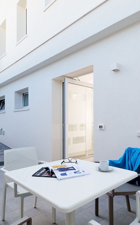 Diantha: Balkon / terras / patio, Buitenkanten, Buitenshuis