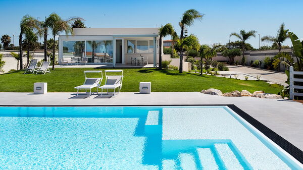 Diantha: Buitenkanten, Buitenshuis, Tuin, zwembad