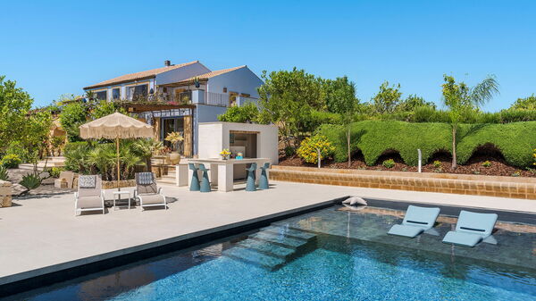 Pigna Blue: Buitenkanten, Buitenshuis, zwembad