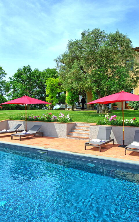 Villa Marliana: Buitenkanten, Buitenshuis, Keer bekeken, Tuin, zwembad