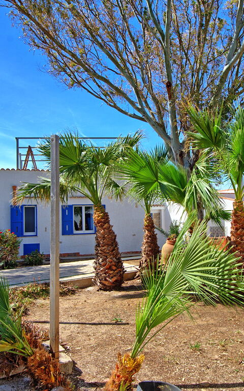 Villa Maraus: Buitenkanten, Buitenshuis, Tuin