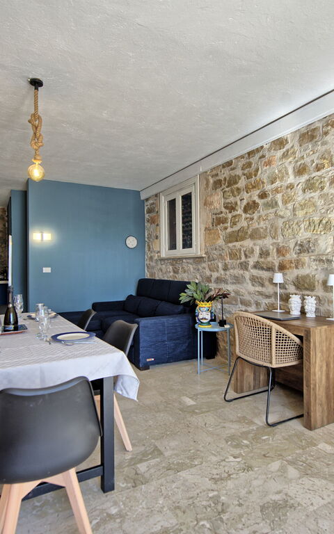 Villa Maraus: Lunchroom, Woonkamer