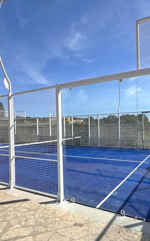 Villa Maraus: Activiteiten, Buitenkanten, Buitenshuis