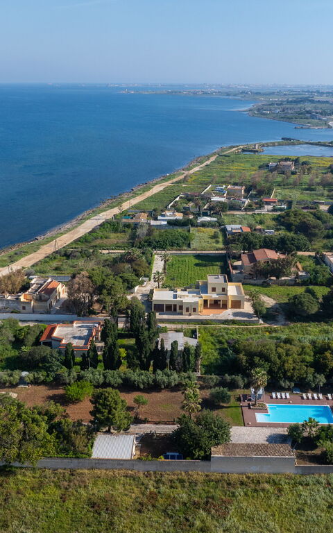 Villa Maraus: Keer bekeken