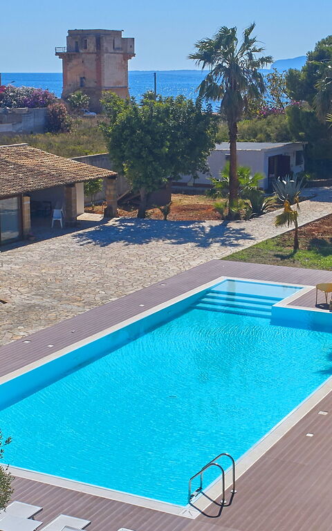 Villa Maraus: Buitenkanten, Buitenshuis, zwembad