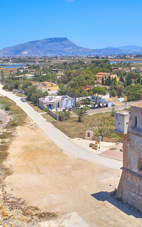 Villa Maraus: Buitenkanten, Buitenshuis, Keer bekeken