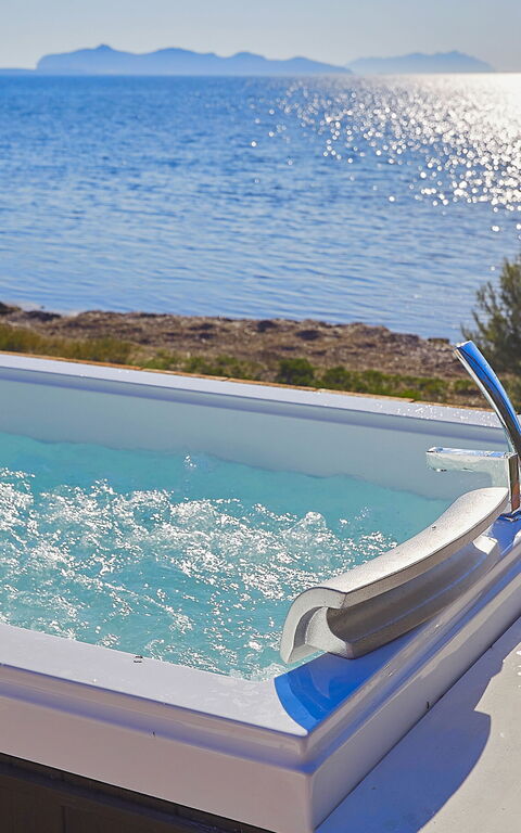 Villa Maraus: bubbelbad, Buitenkanten, Buitenshuis, Keer bekeken