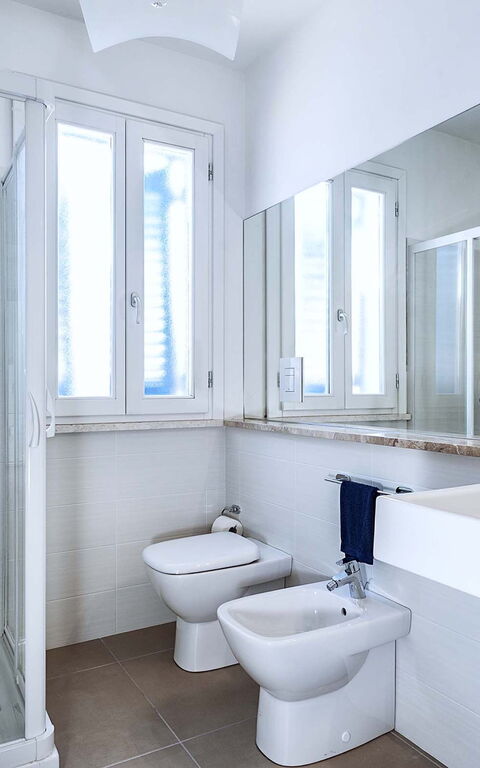 Lisca Bianca: Badkamer