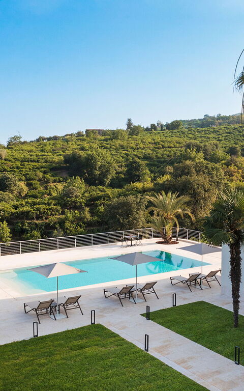 Villa Gianos: Buitenkanten, Buitenshuis, Keer bekeken, Tuin, zwembad