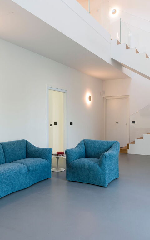 Villa Gianos: Woonkamer