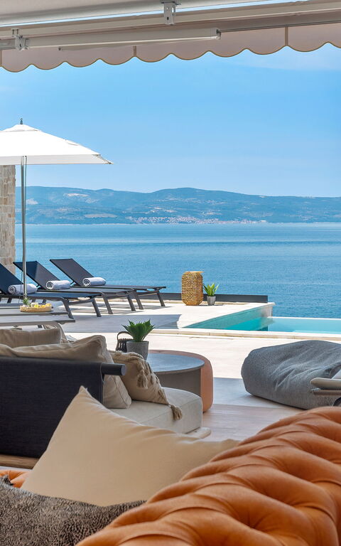 Villa Sea Breeze: Woonkamer