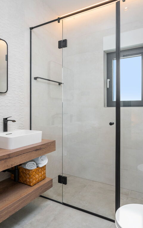 Villa Sea Breeze: Badkamer