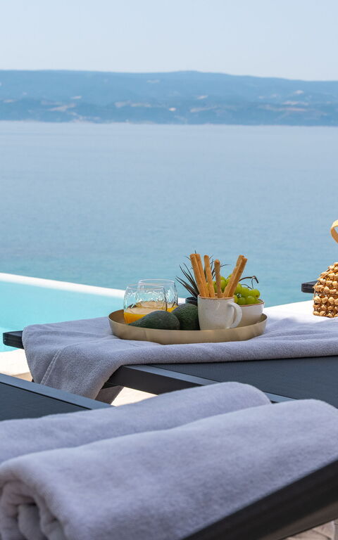 Villa Sea Breeze: zwembad