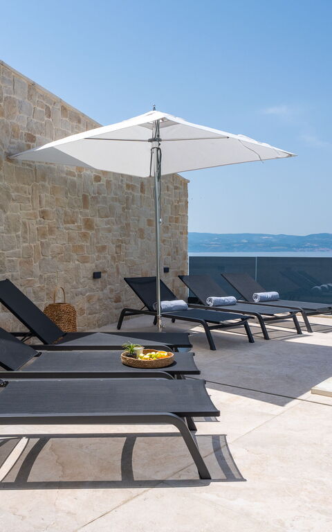 Villa Sea Breeze: zwembad