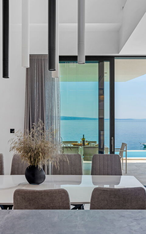 Villa Loma: Lunchroom