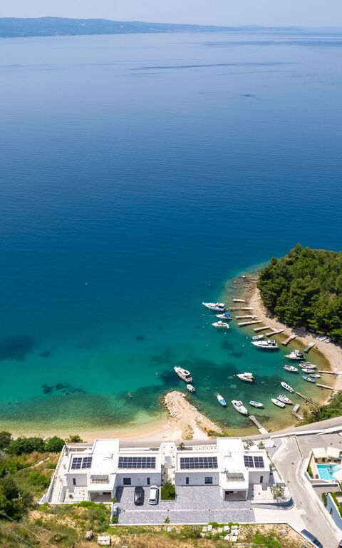 Villa Loma: Keer bekeken