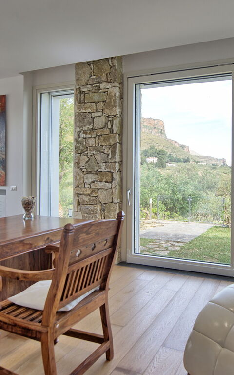 Villa Demetra: Woonkamer