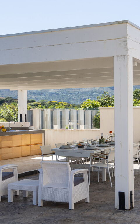 Villa Demetra: Balkon / terras / patio, Buitenkanten, Buitenshuis