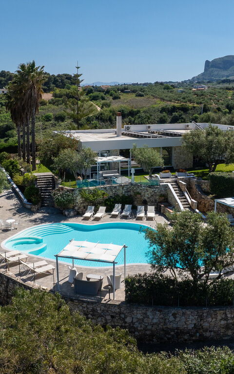 Villa Demetra: Keer bekeken, zwembad