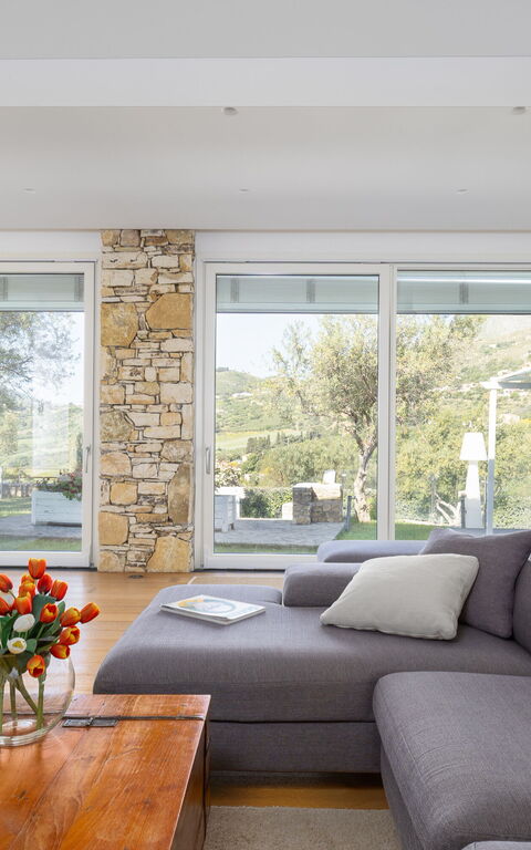 Villa Demetra: Woonkamer