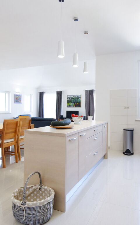 Villa Zupa: Keuken, Lunchroom