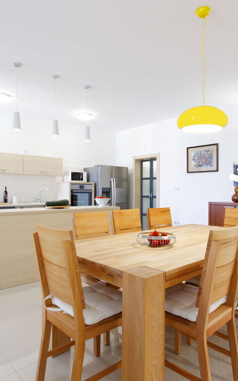 Villa Zupa: Keuken, Lunchroom