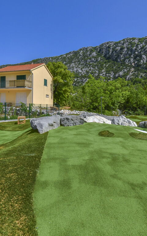 Villa Zupa: Activiteiten