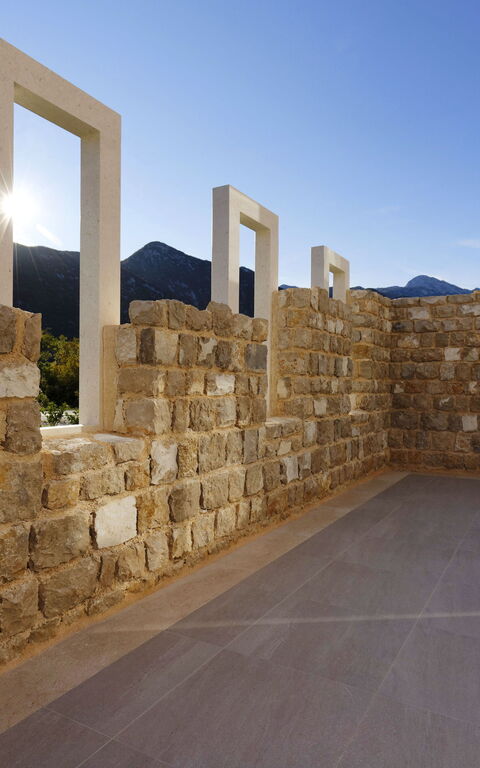 Villa Jure: Balkon / terras / patio, Buitenkanten