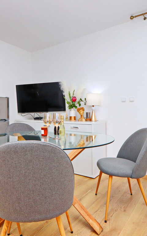 Villa Emerald: Balkon / terras / patio, Keuken, Lunchroom