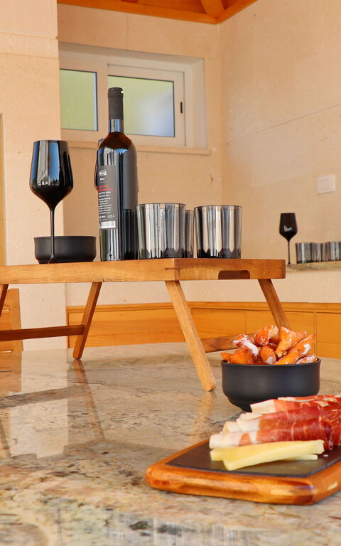 Villa Emerald: Buitenshuis, Keuken