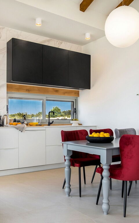 Villa Kelena: Keuken, Lunchroom