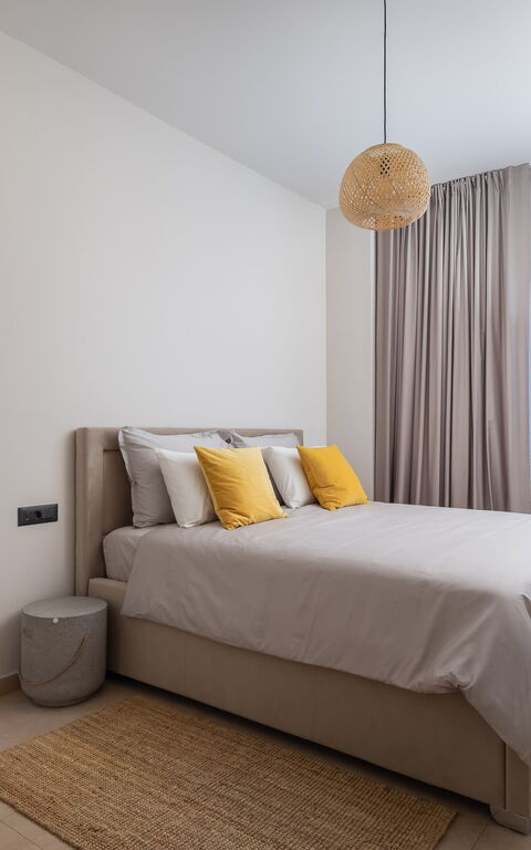 Villa Vivere: Badkamer, Balkon / terras / patio, Keer bekeken, slaapkamer