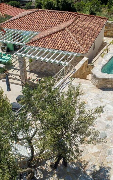 Villa Azurit: Buitenkanten, zwembad