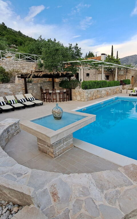 Villa Azurit: Balkon / terras / patio, Buitenkanten, zwembad