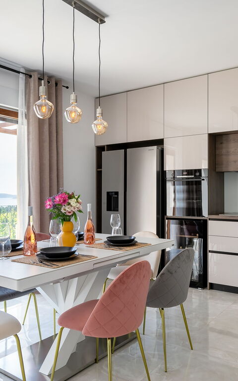 Villa Spectrum: Balkon / terras / patio, Hoofdingang, Keuken, Lunchroom